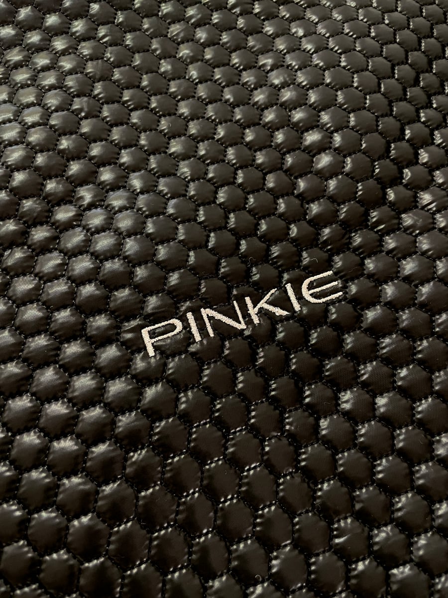 kliknutít zobrazíte maximální velikost obrázku Okrycie na nóżki Pinkie Black Comb Easy
